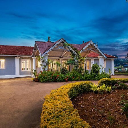 Stayvista At The Alcove With Breakfast & Bbq Grill Ooty Exterior foto