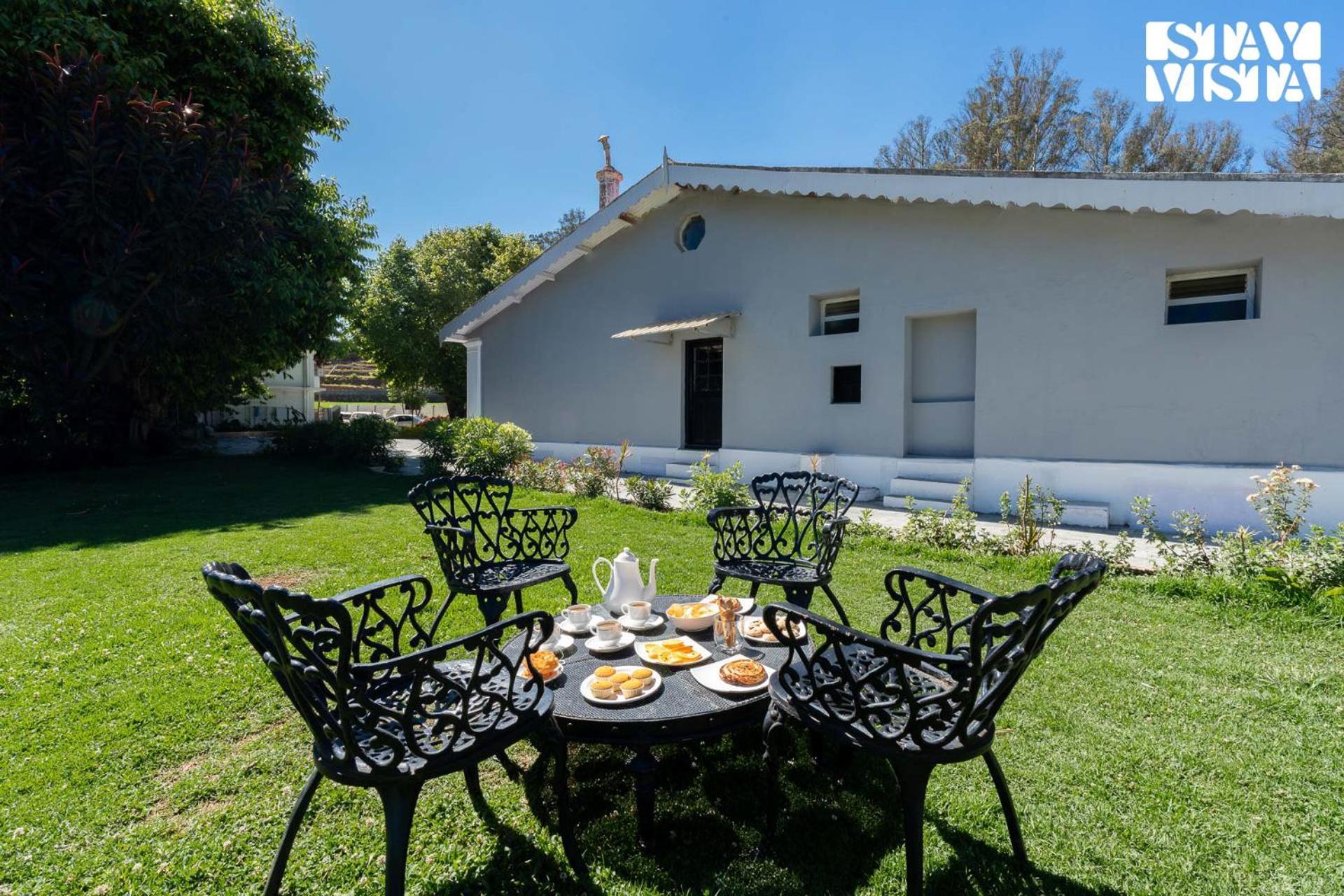 Stayvista At The Alcove With Breakfast & Bbq Grill Ooty Exterior foto